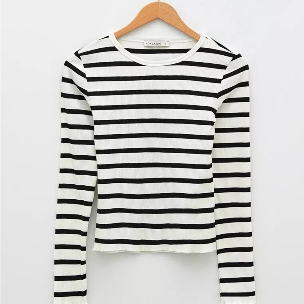 NWT H&M RIB-KNIT TOP